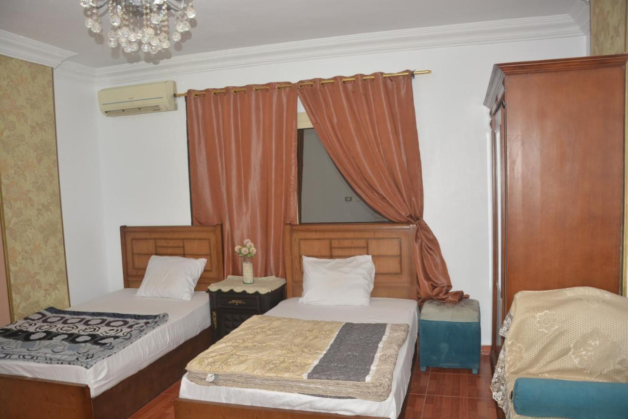 Ra Pyramids Inn Кайро Екстериор снимка