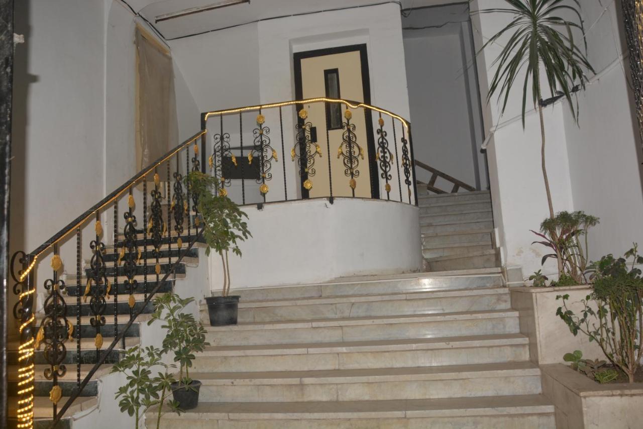 Ra Pyramids Inn Кайро Екстериор снимка